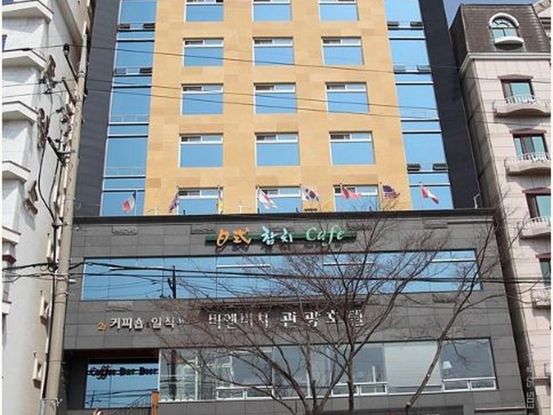 B&Beach Tourist Hotel Yeosu Eksteriør billede