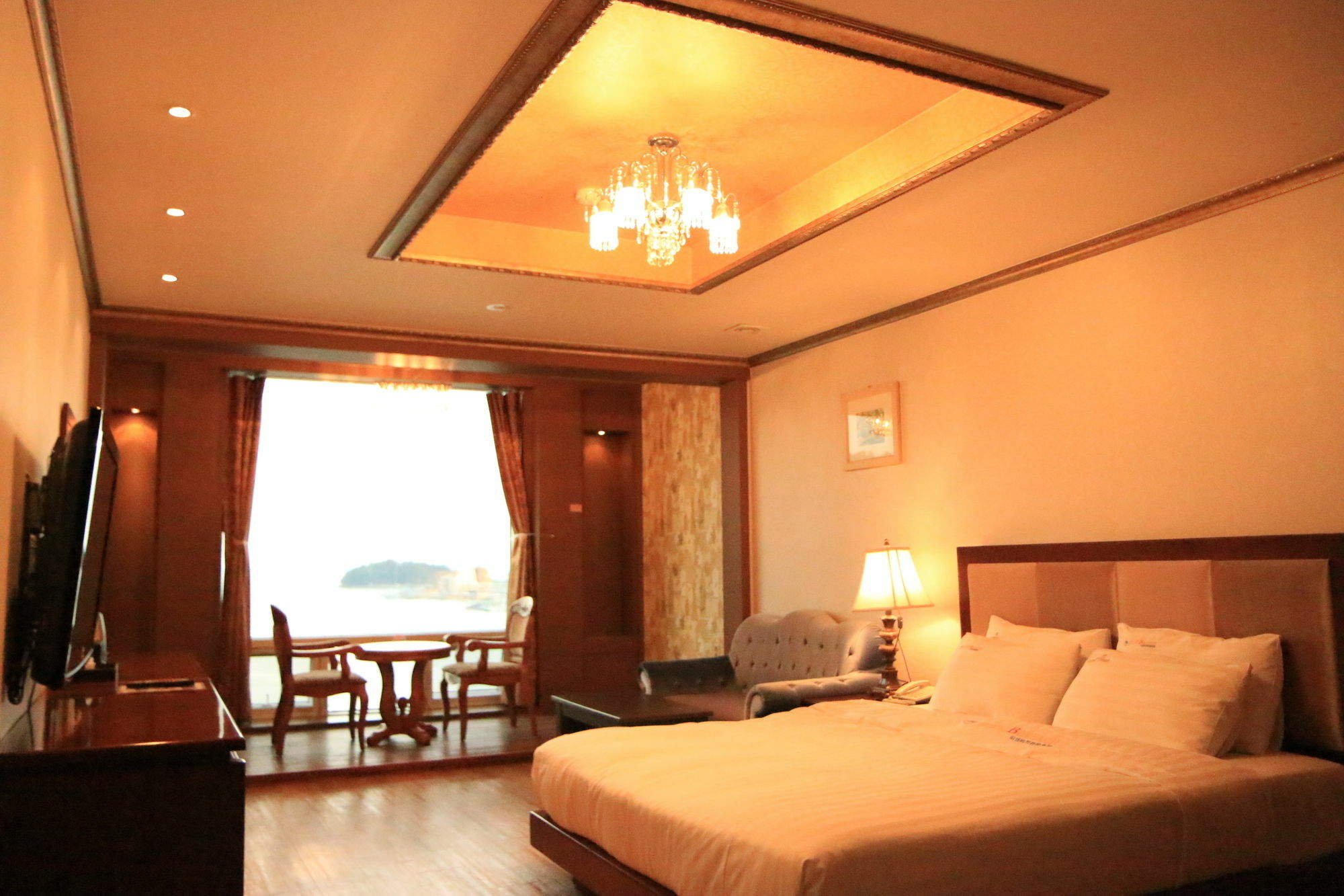 B&Beach Tourist Hotel Yeosu Eksteriør billede